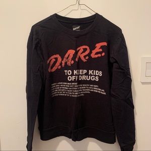 dare sweater